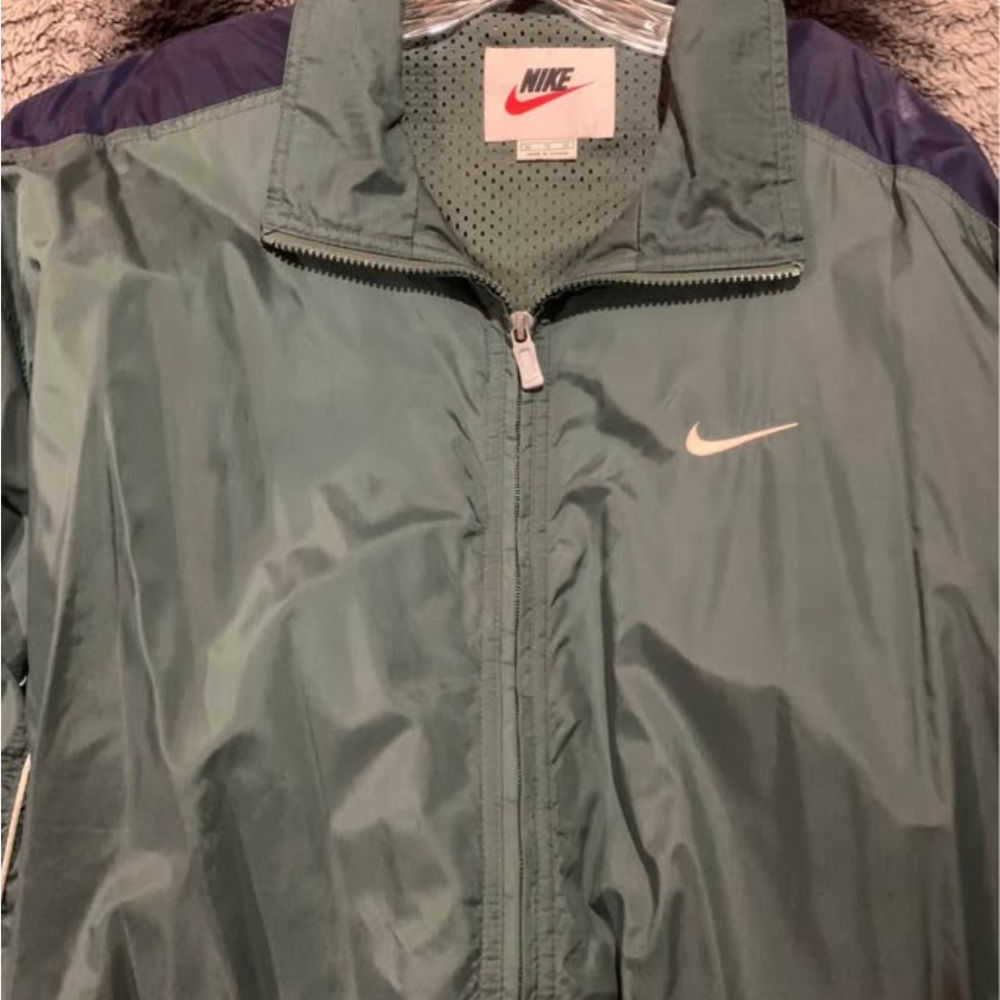 Vintage 90’s Nike Green and Blue Windbreaker Jacket